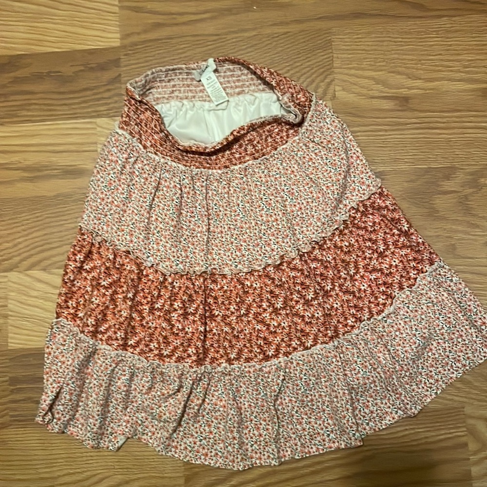 pink floral skirt